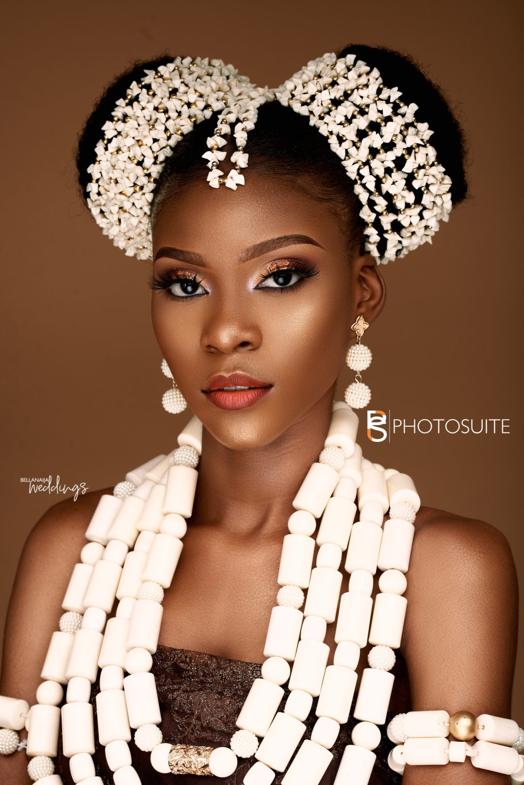 Today's Trad Beauty is a mix of the Double Bun Hairstyle Today's Trad Beauty is a mix of the Double Bun Hairstyle