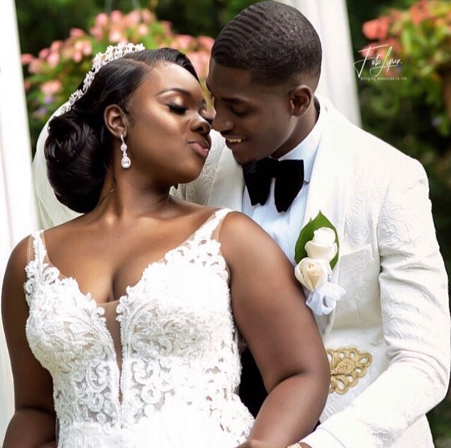 This Groom Put Up an Epic Show for his Garter Removal – BellaNaija Weddings