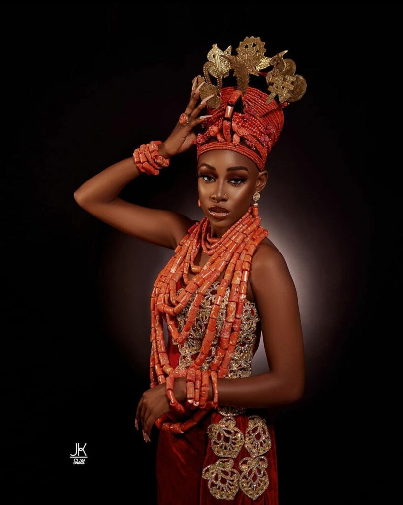 Slay Your Edo Trad With This Alluring Beauty Look