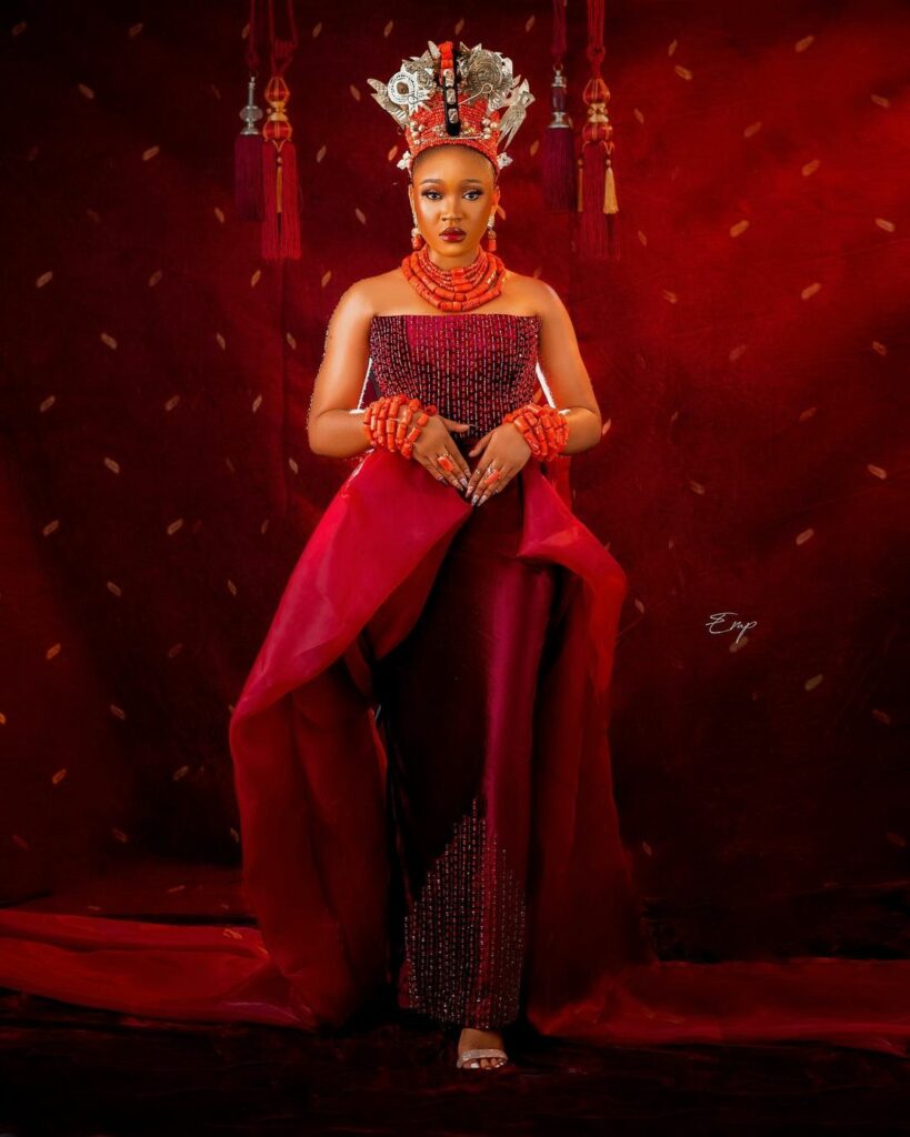 Show Up Bold and Beautiful on Your Edo Trad With This Beauty Look