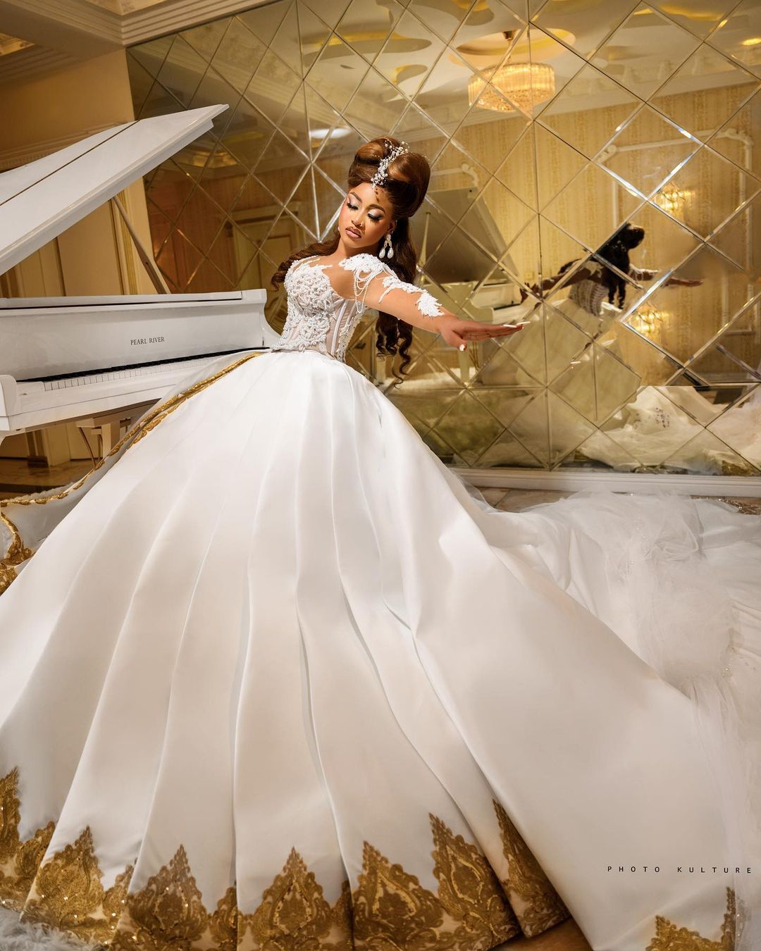 Isabella Ball Gown Shiny Glamorous Wedding Dress Boat Neck Long Sleeve Lace  Beaded Sequined | Frimunt Clothing Co.