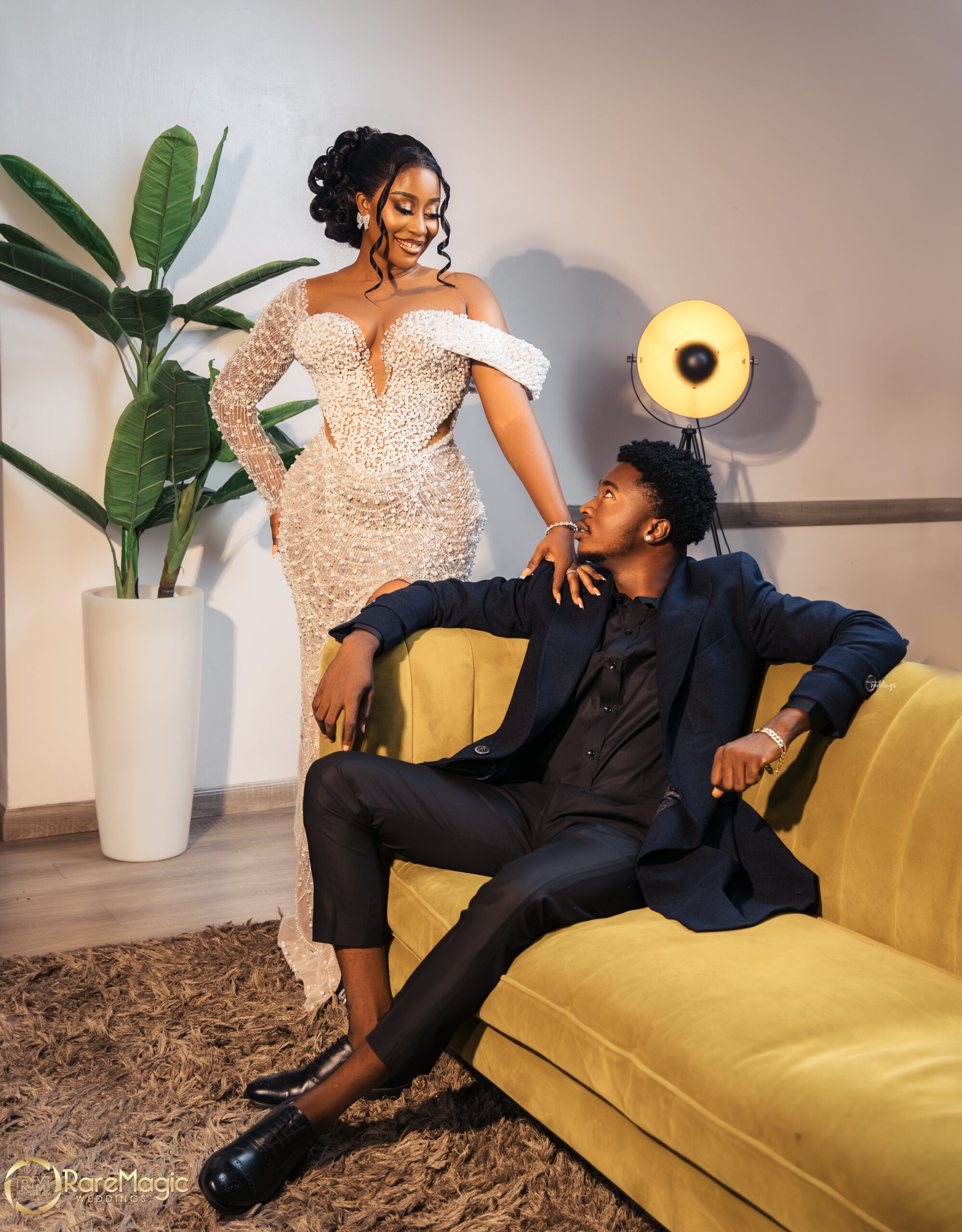 Trending Pre Wedding Photoshoot Poses Ideas & Tips [2024]