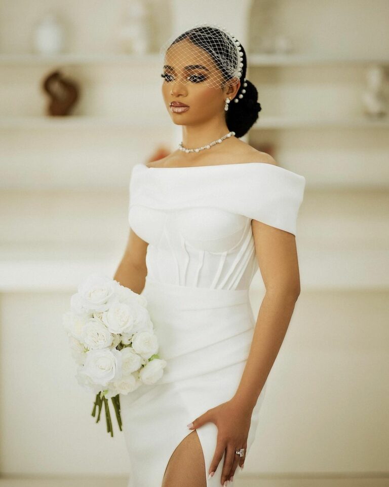 Radiate Pristine Glow On Your Civil Wedding With This Beauty Look